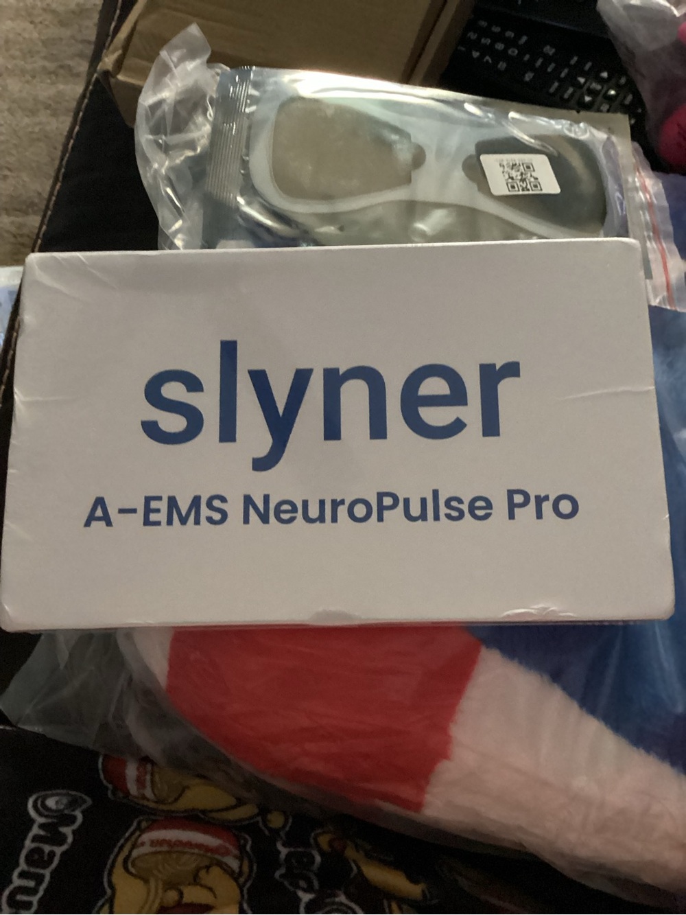 Slyner A-EMS NeuroPulse Pro - White and Blue Box